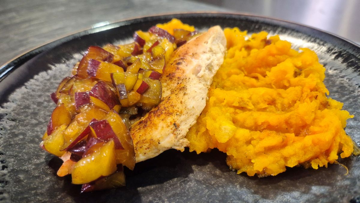 sutotokos_csirke_szilvasalsa